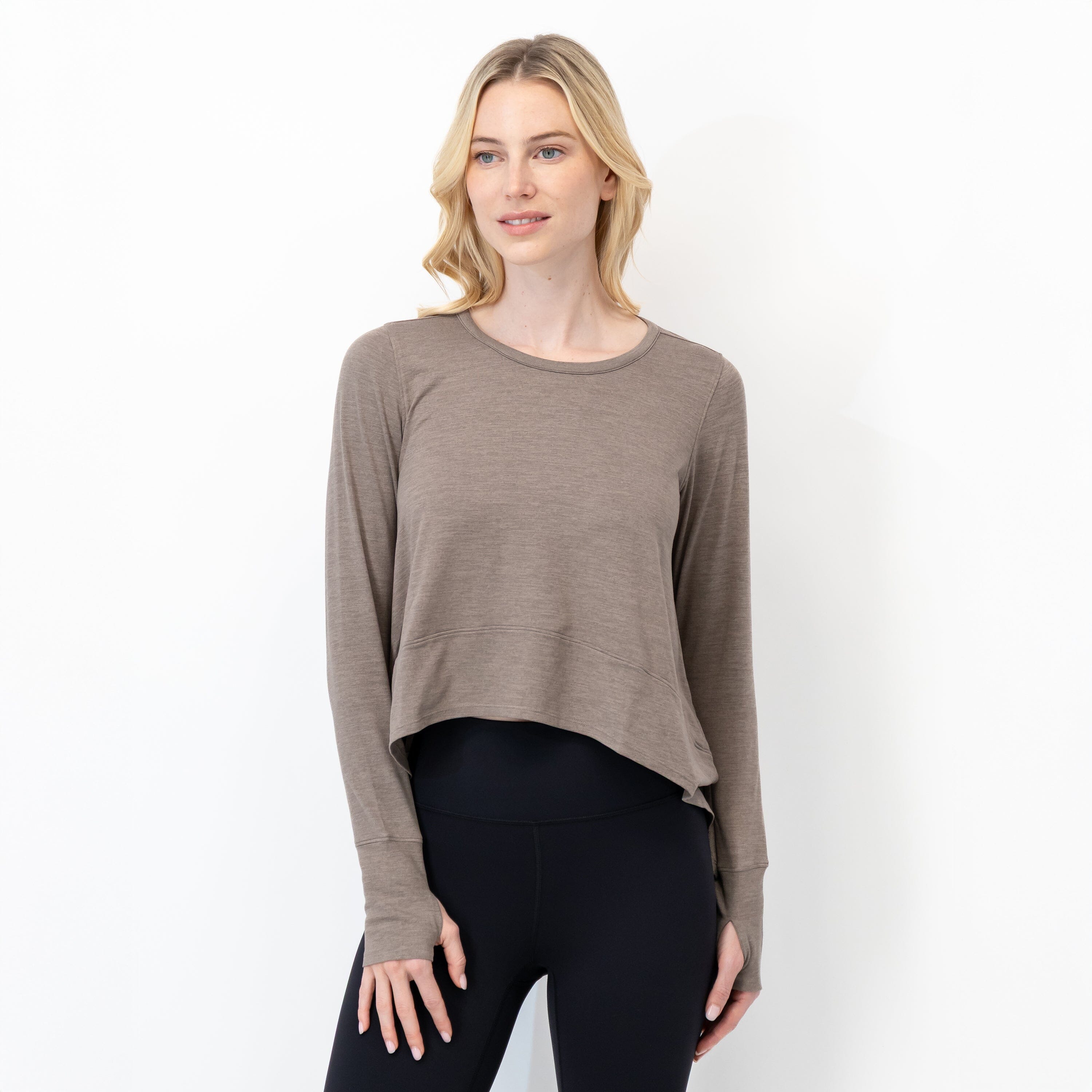 Alternative view of Drift Long Sleeve Flowy Tee | Heather - Greyhawk/Greyhawk
