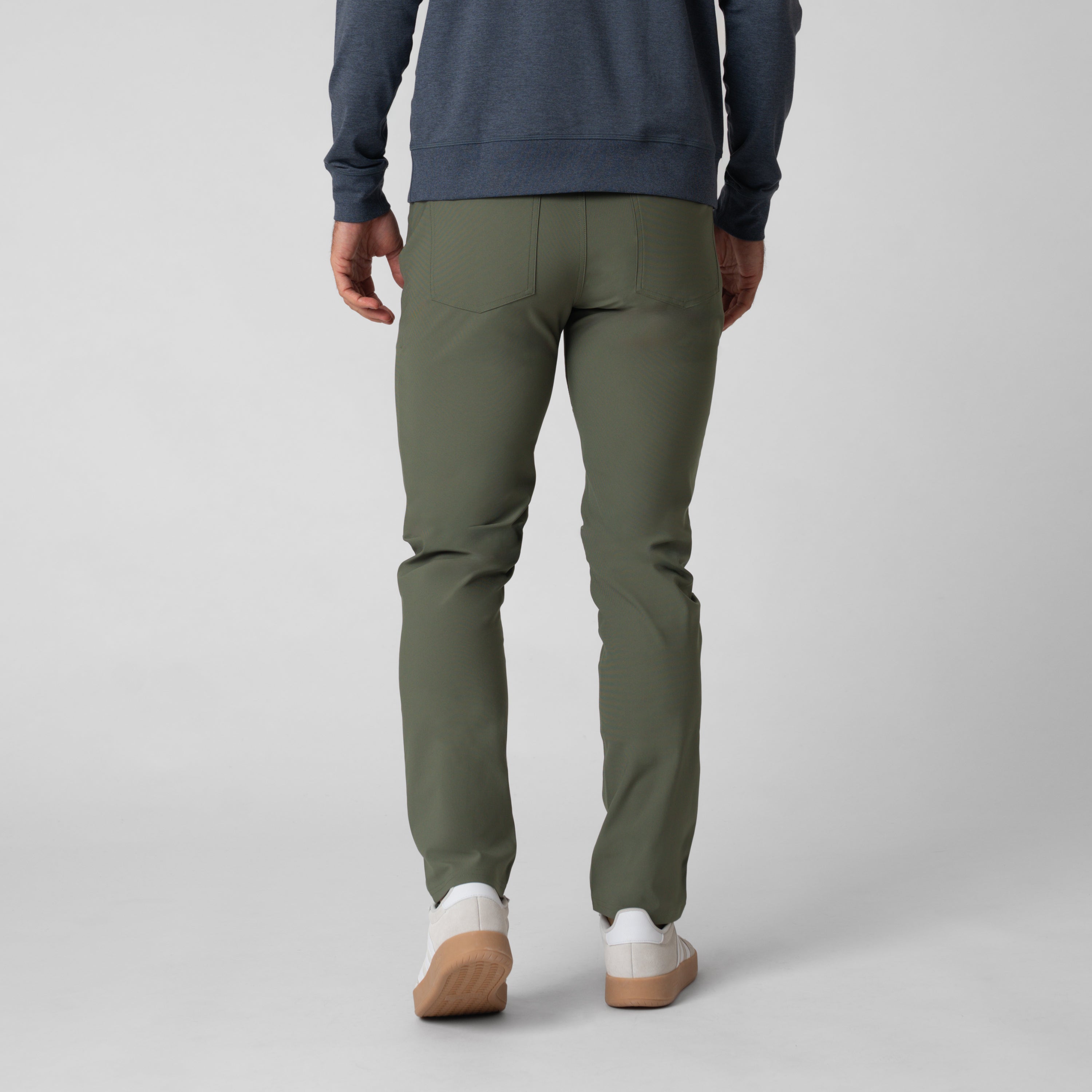 Alternative view of Delta Performance Pant | Solid - Moss Green