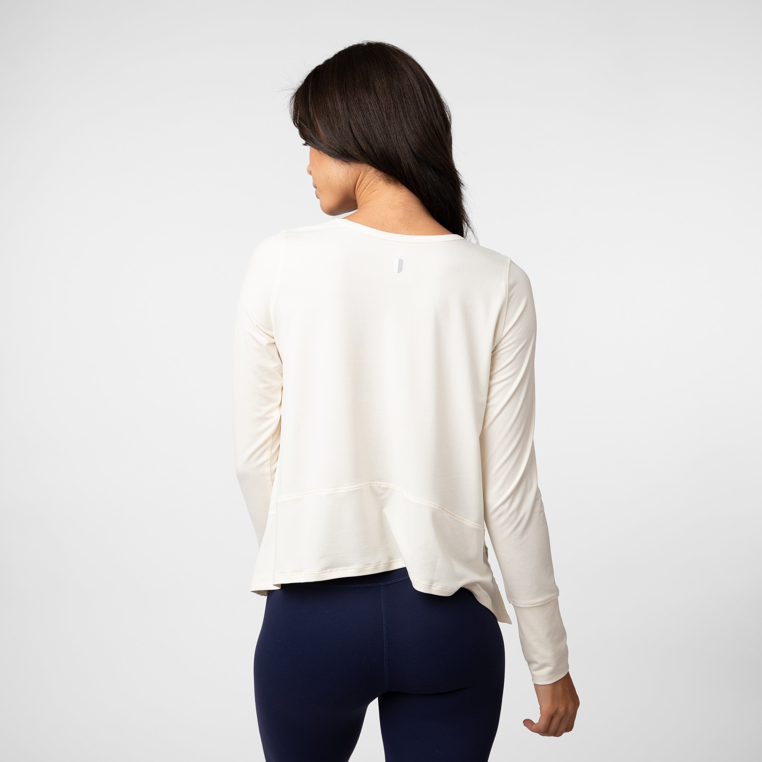 Alternative view of Drift Long Sleeve Flowy Tee | Solid - Ivory
