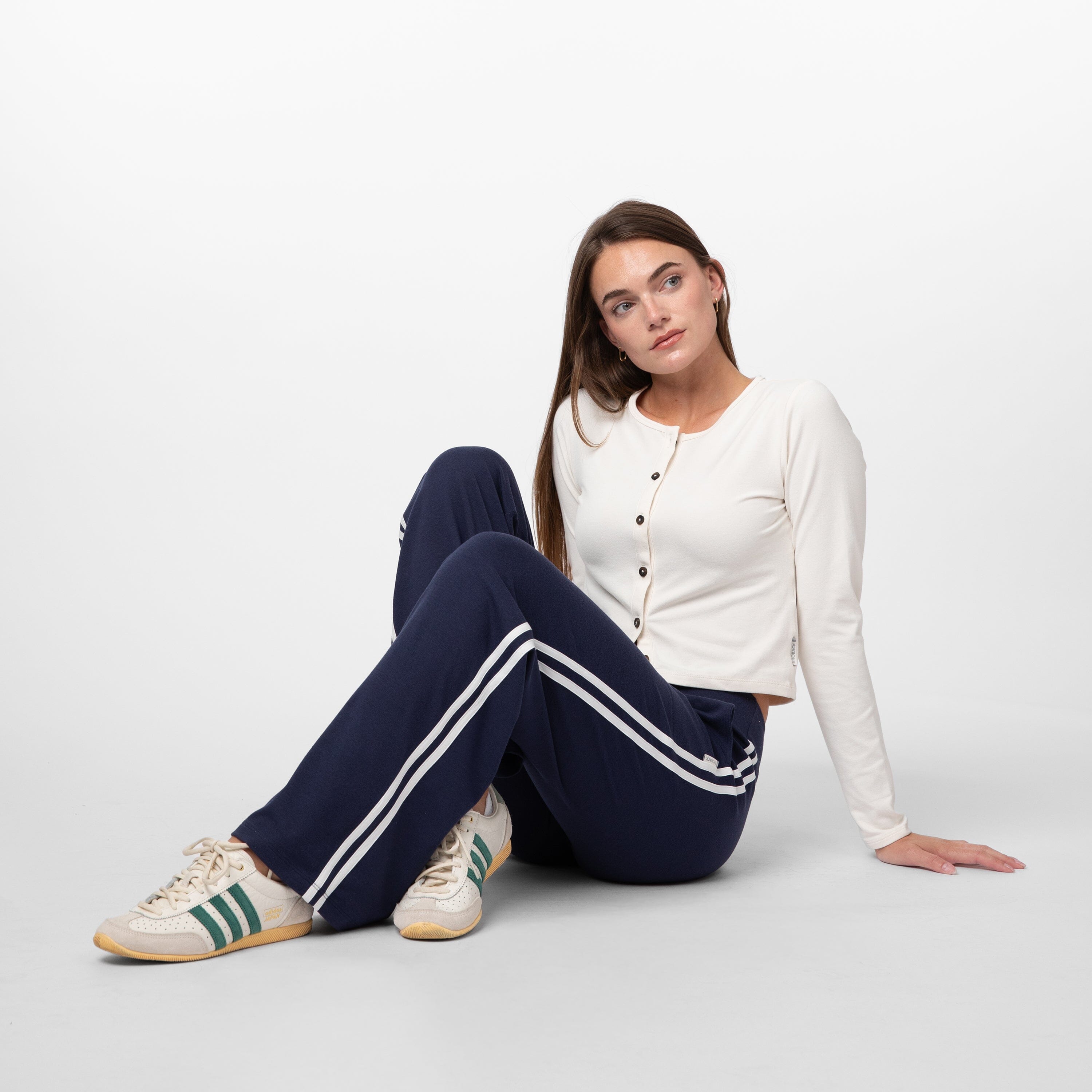 Alternative view of Tempo Wide-Leg Pant | Solid - Fleet Navy - Ivory